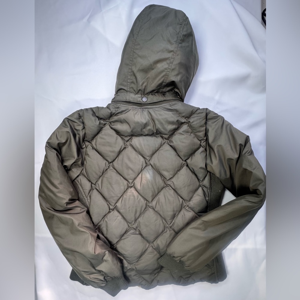 Eddie Bauer EB550 Premium Goose Down Puffer Jacket - Olive Green - Women’s M - Picture 2 of 10
